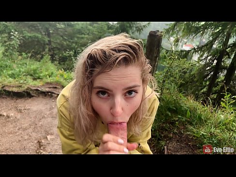 ❤️ Fáinleogann cailín cum tar éis blowjob poiblí - Eva Elfi Gnéas ardchaighdeáin linn ﹏